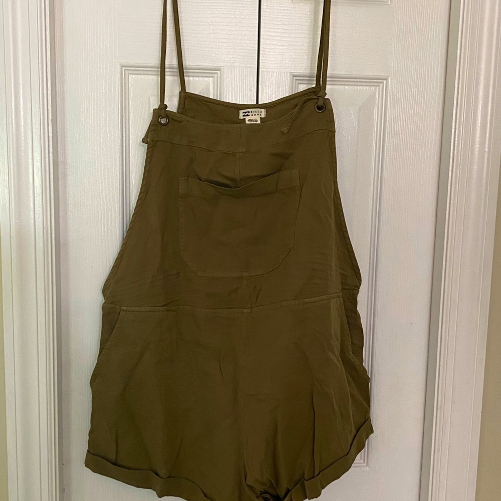 Billabong shortalls